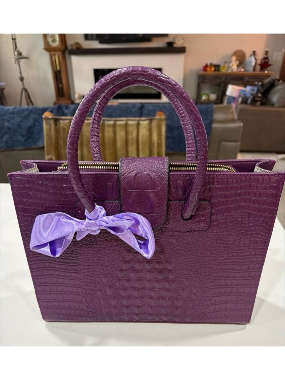 An exquisite crocodile-pattern genuine leather satchel handbag - Picture 2 of 9